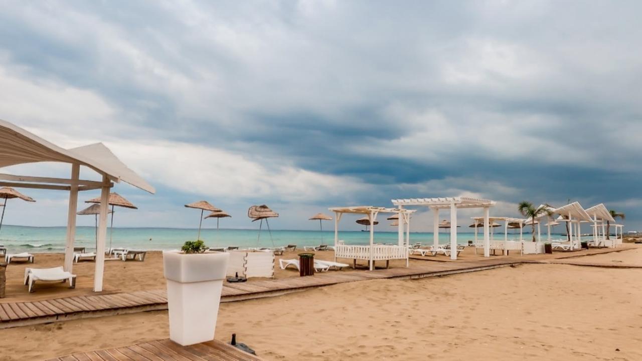 Caesar Beach Villas And Apartments Gastria Exterior photo